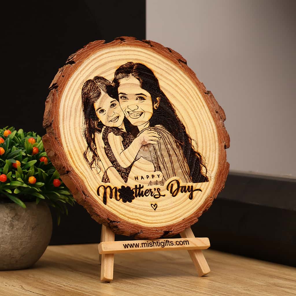 Himalayan Natural Wooden Slice Engraved Photo Frame For Mother's Day