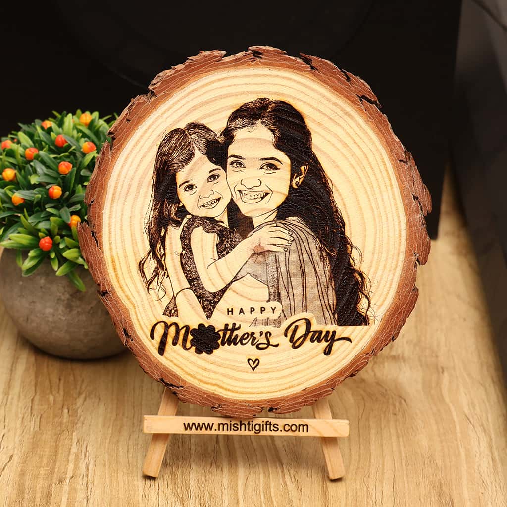 Himalayan Natural Wooden Slice Engraved Photo Frame For Mother's Day