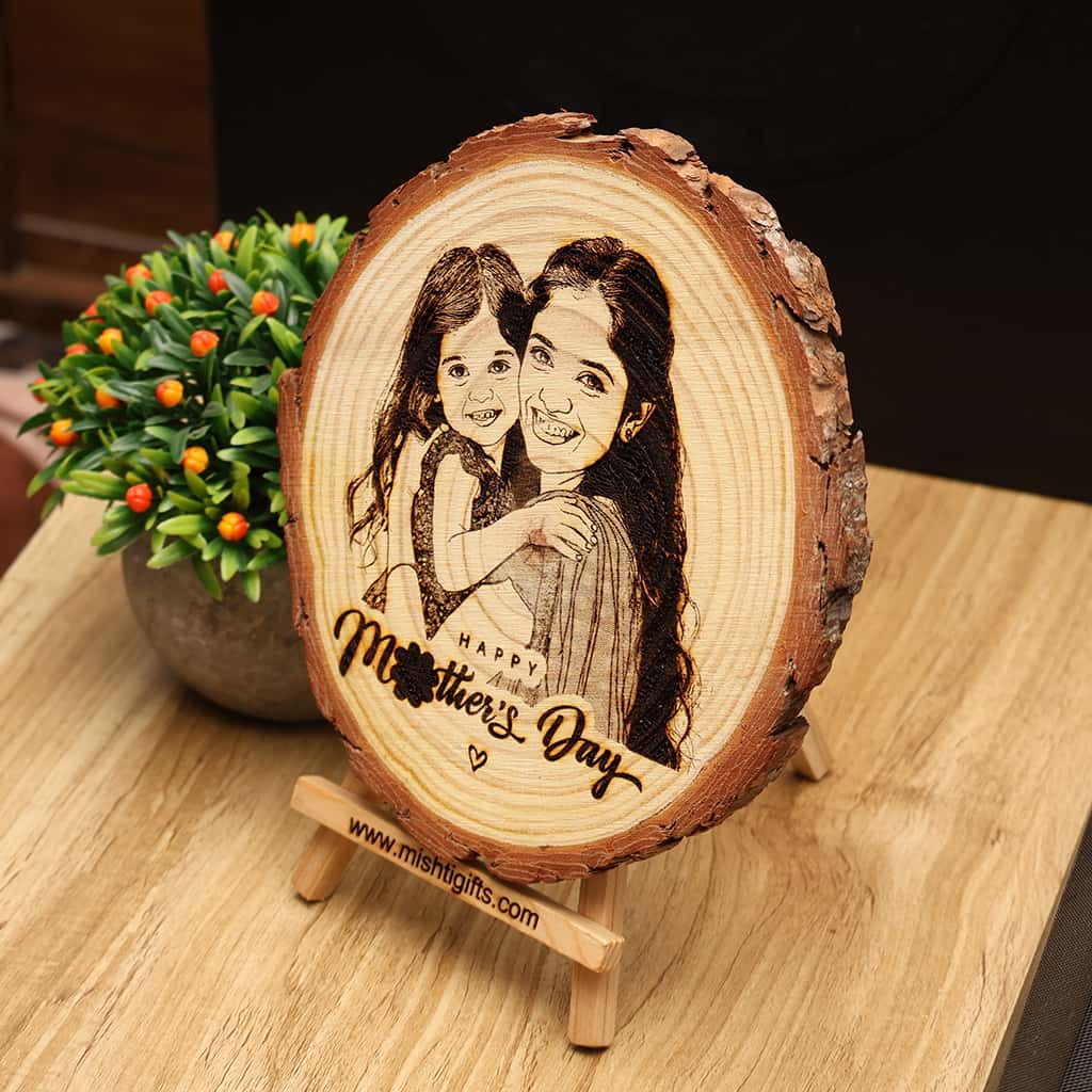Himalayan Natural Wooden Slice Engraved Photo Frame For Mother's Day