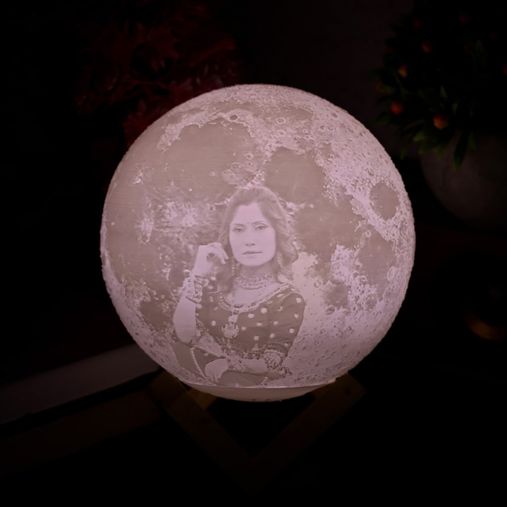 3D Printed Personalized Photo Moon Led Lamp