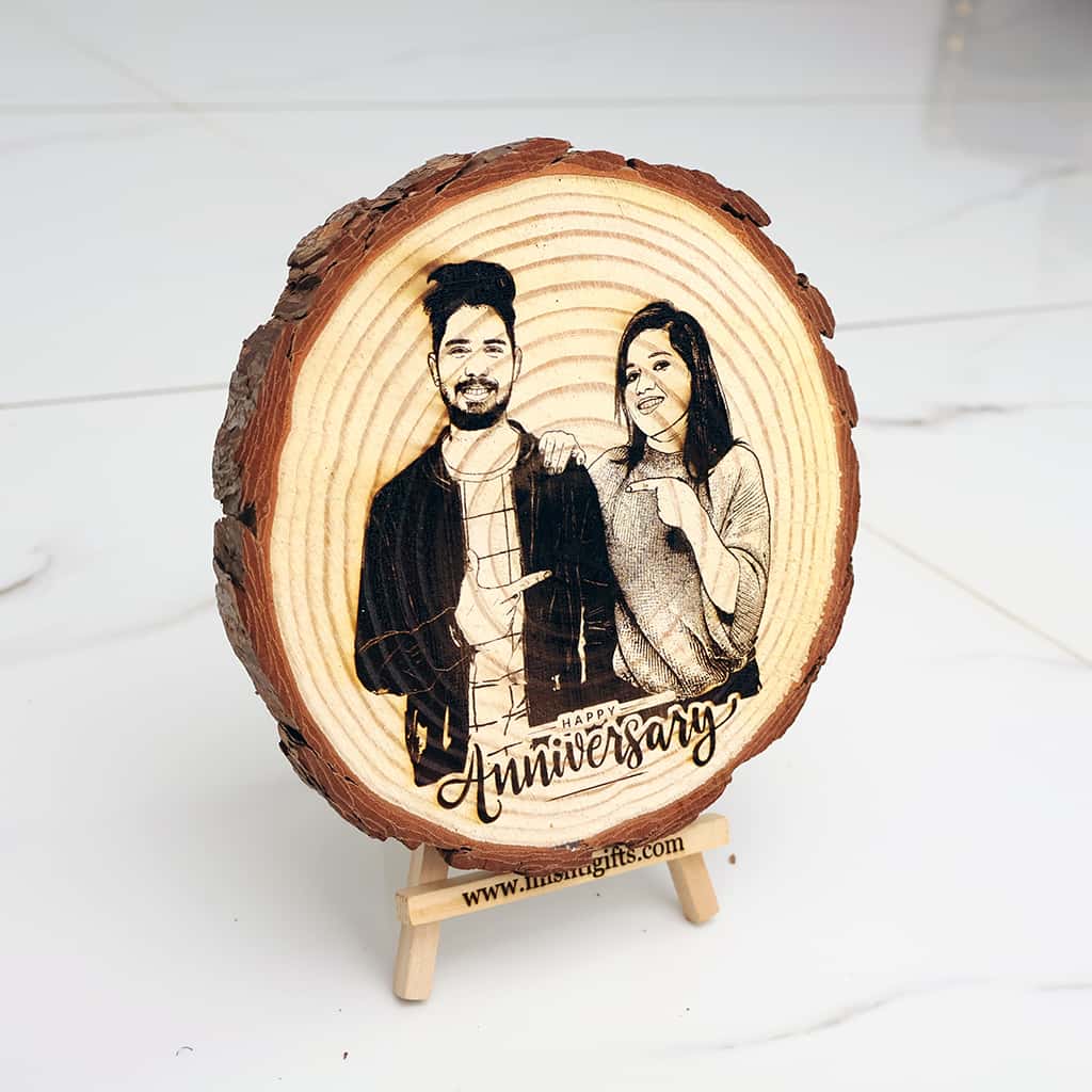 Personalized Wooden Slice Photo Frame – Wedding Anniversary