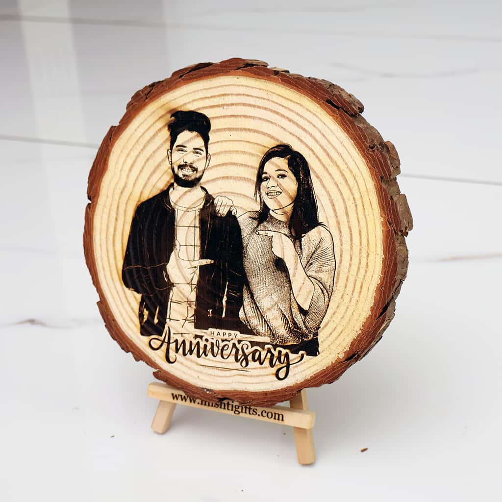 Personalized Wooden Slice Photo Frame – Wedding Anniversary