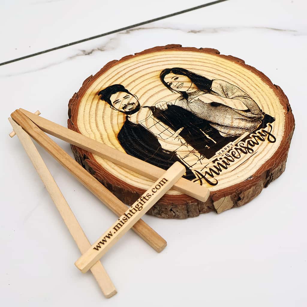 Personalized Wooden Slice Photo Frame – Wedding Anniversary
