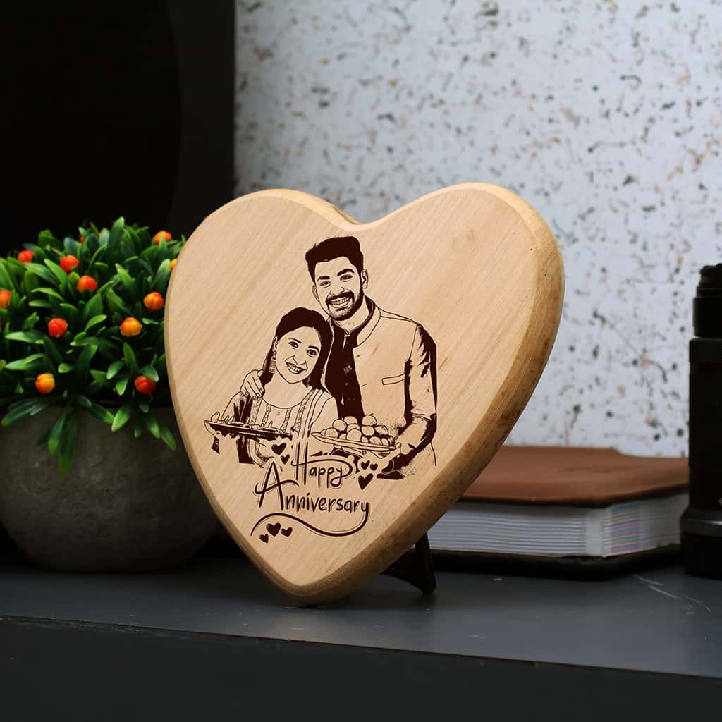 Heart Shapel wooden engraved photo frame | Happy Birthday
