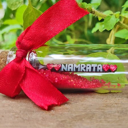 HABARIJI Handmade Gift Name Carved on The Tip of Micro-Art Pencil (Pencil  Carving)/ Surprise Message in glass Bottle for Special Person : Amazon.in:  Office Products